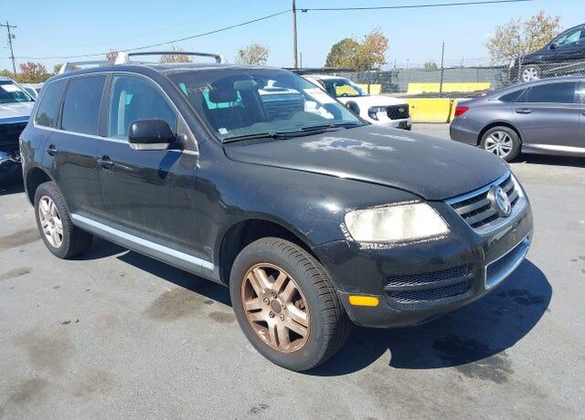 2005 VOLKSWAGEN Touareg