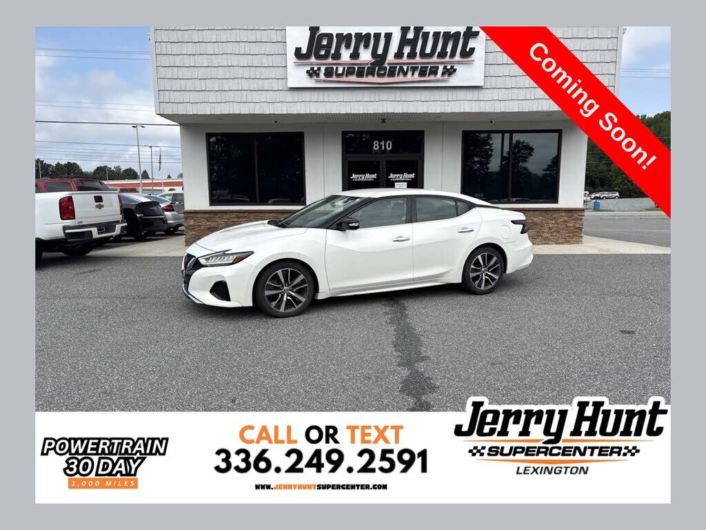 2019 NISSAN Maxima