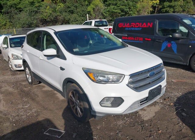 2017 FORD Escape