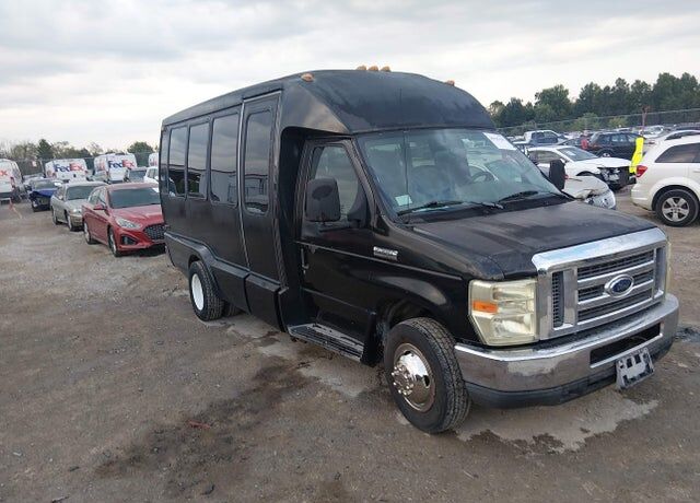 2008 FORD E-350