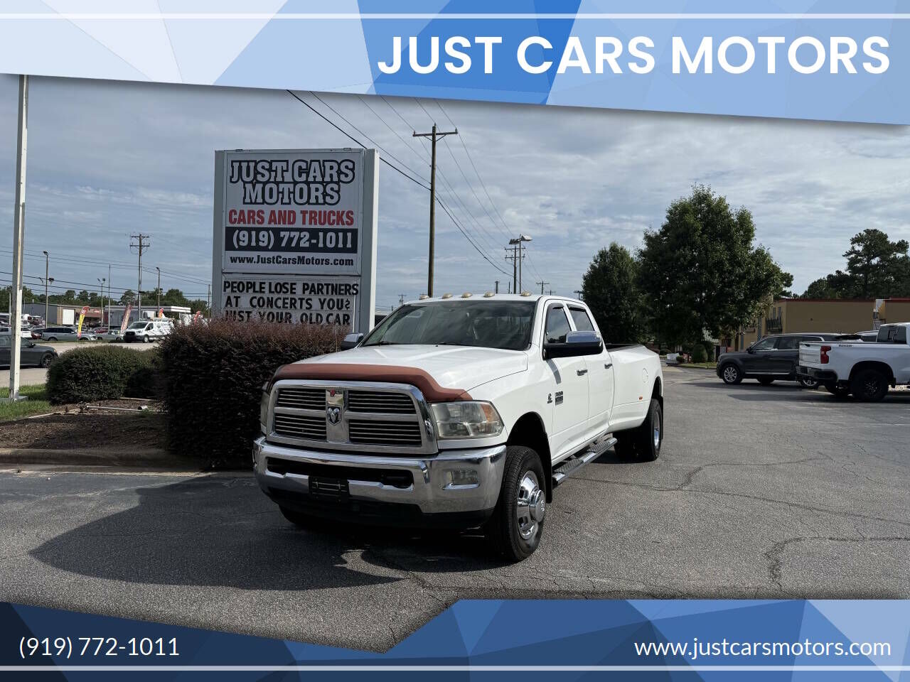 2011 DODGE Ram