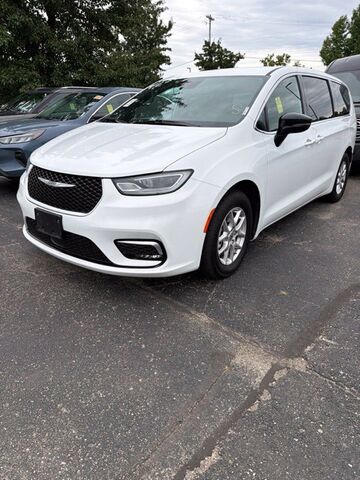 2025 CHRYSLER Pacifica