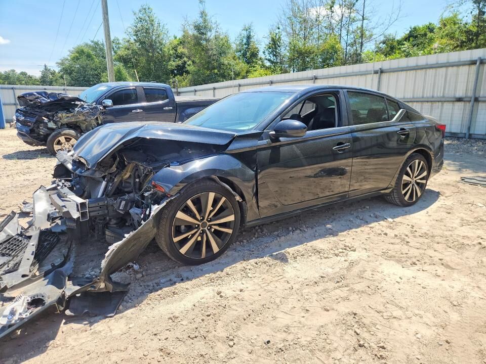 2021 NISSAN Altima