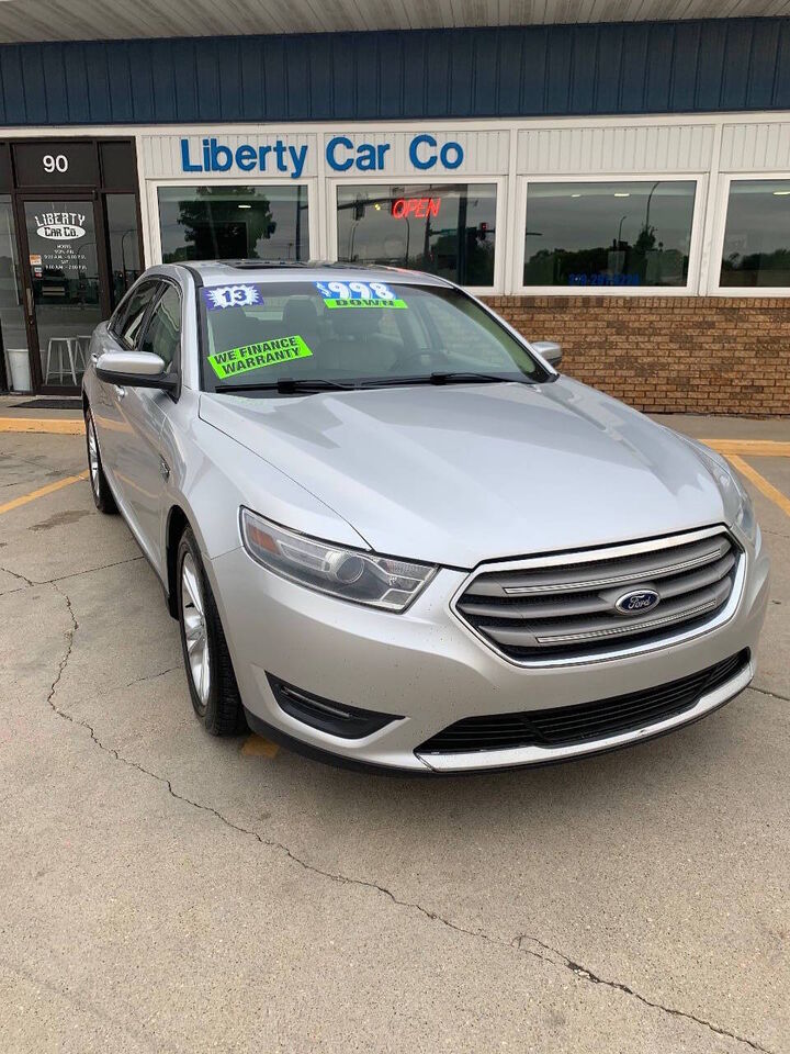 2013 FORD Taurus
