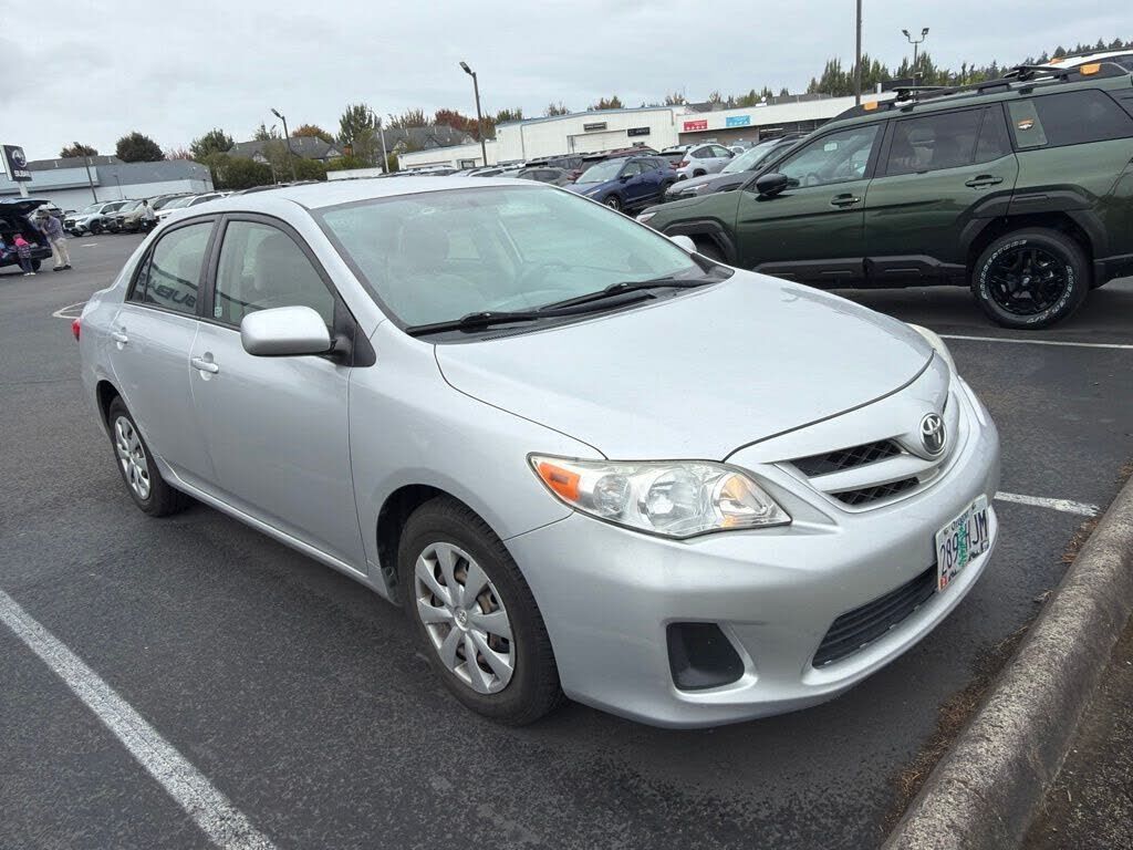 2011 TOYOTA Corolla