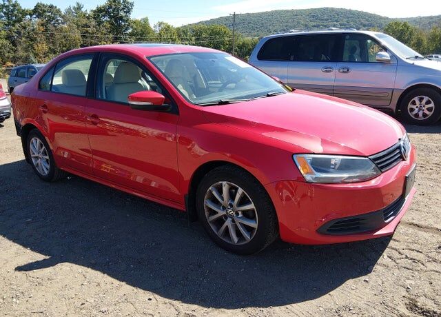 2012 VOLKSWAGEN Jetta