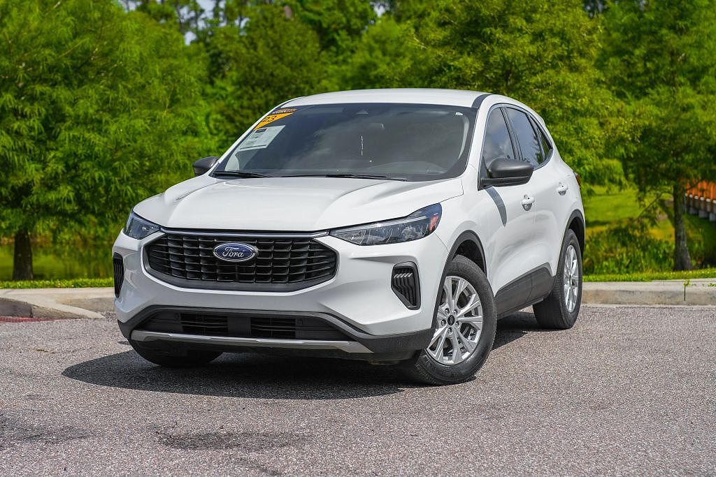2023 FORD Escape