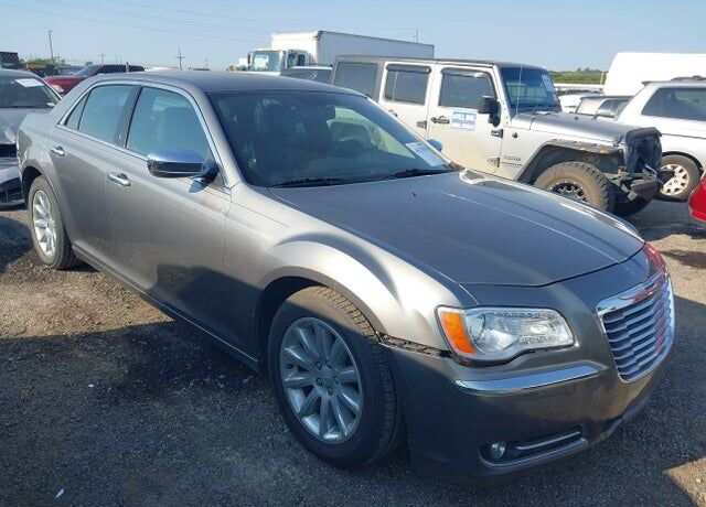 2012 CHRYSLER 300