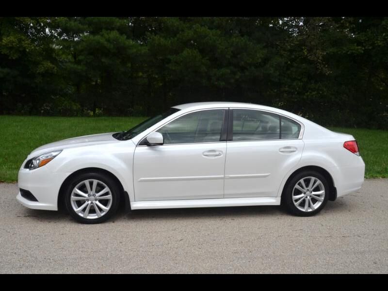 2013 SUBARU Legacy