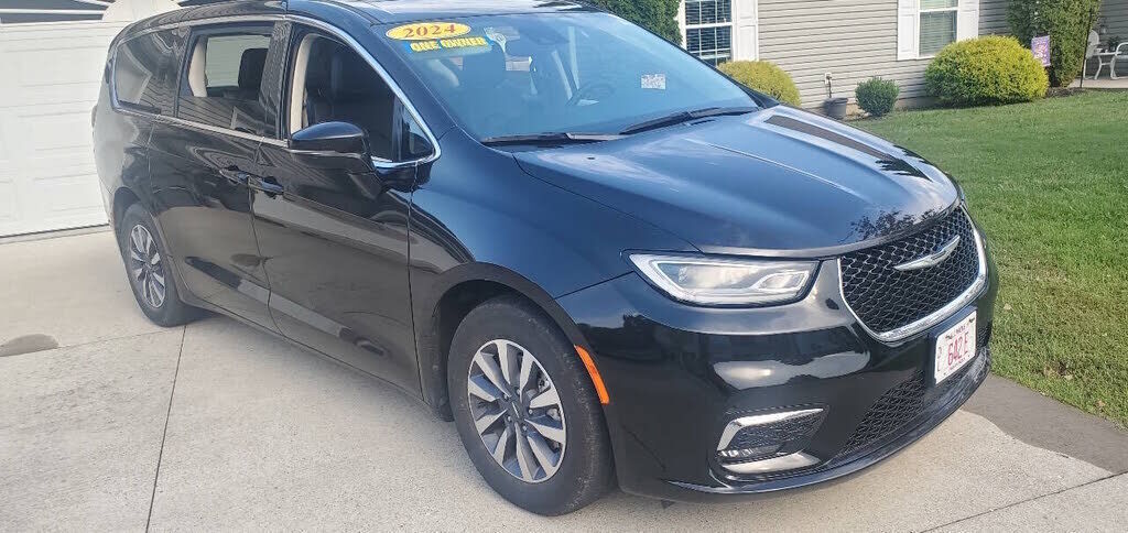 2024 CHRYSLER Pacifica