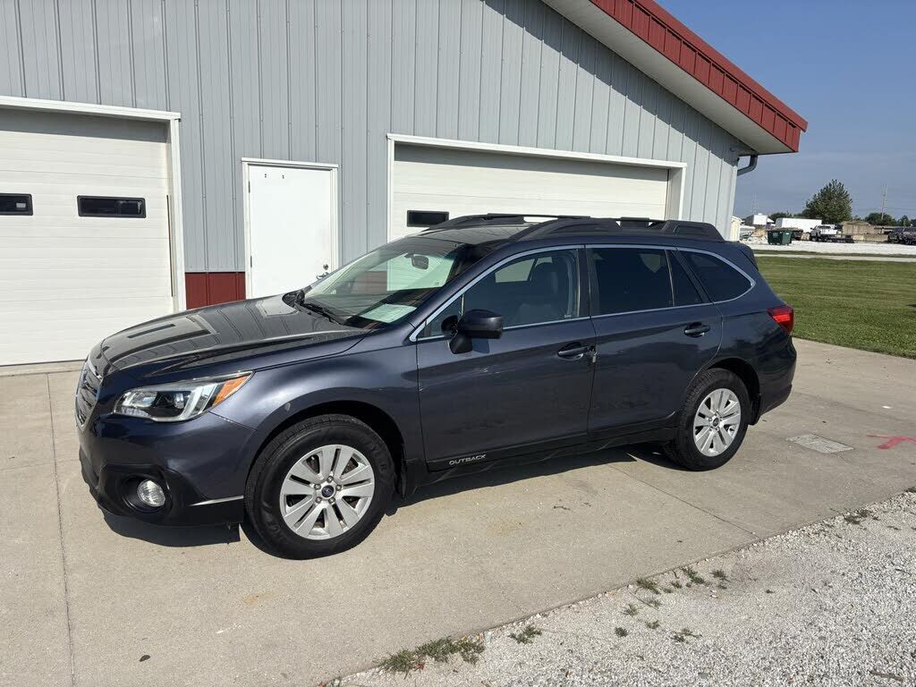 2016 SUBARU Outback