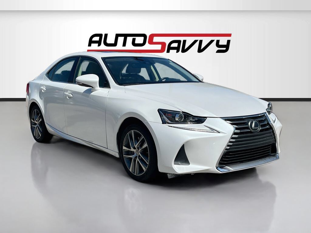 2020 LEXUS IS