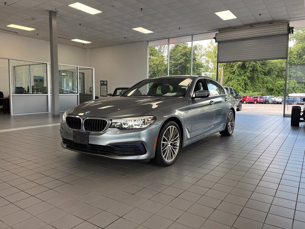 2019 BMW 530e