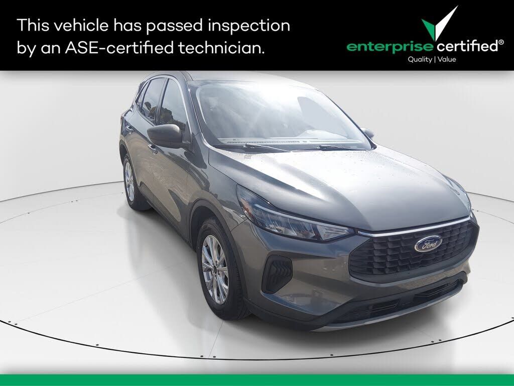 2024 FORD Escape