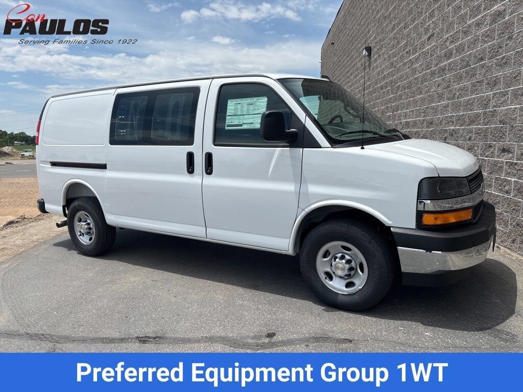 2025 CHEVROLET Express