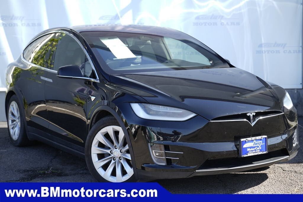 2018 TESLA Model X
