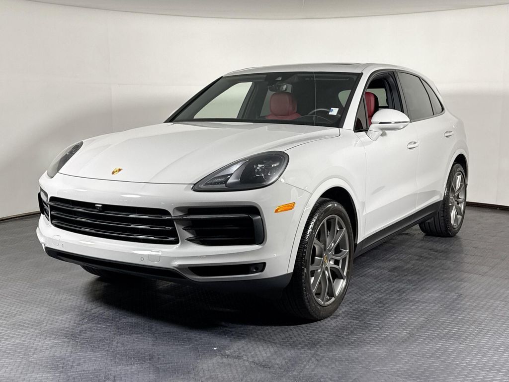 2023 PORSCHE Cayenne