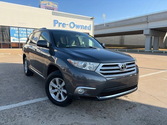 2012 TOYOTA Highlander