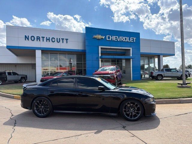 2020 DODGE Charger