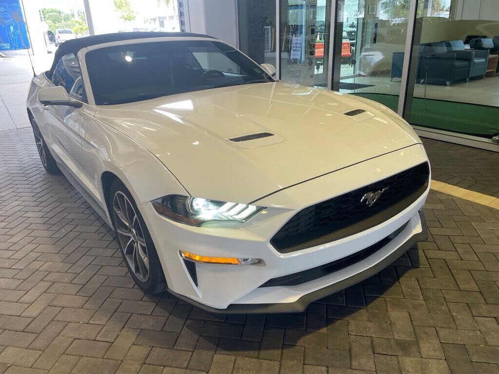 2019 FORD Mustang