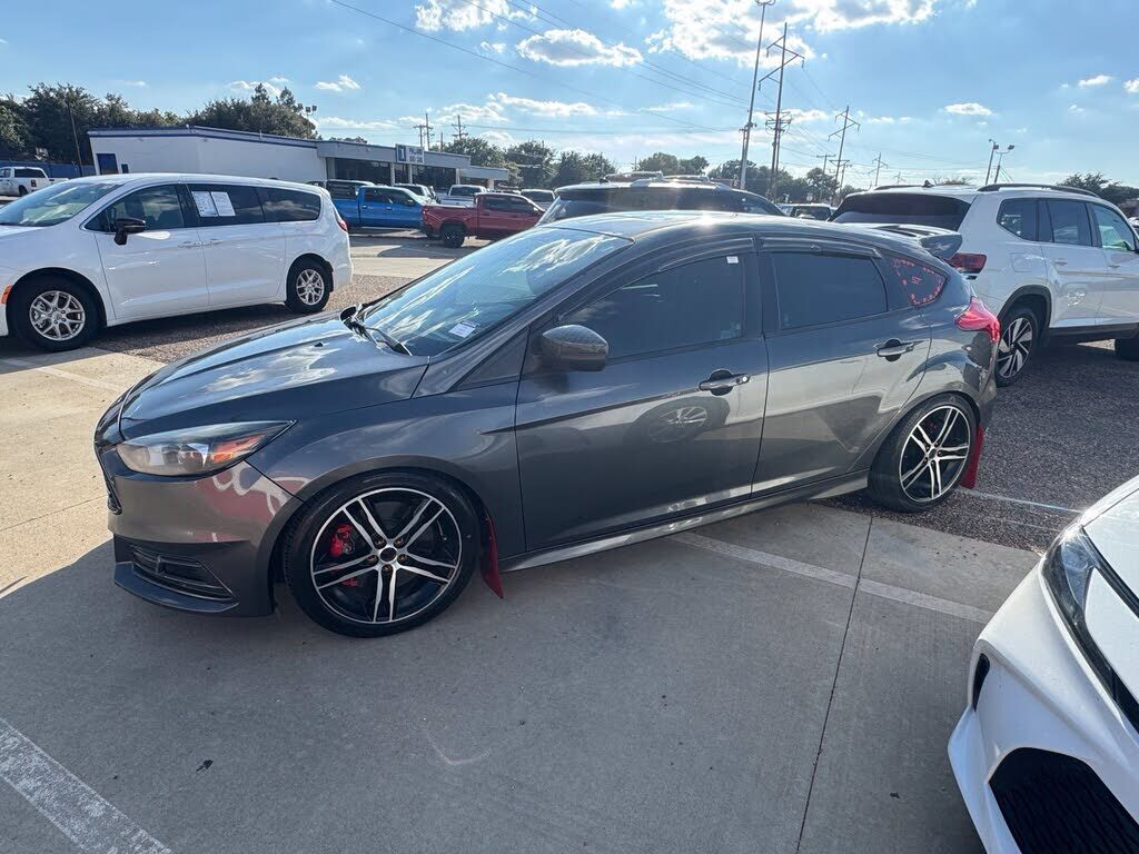 2018 FORD Focus