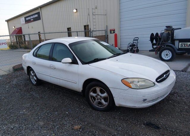 2002 FORD Taurus