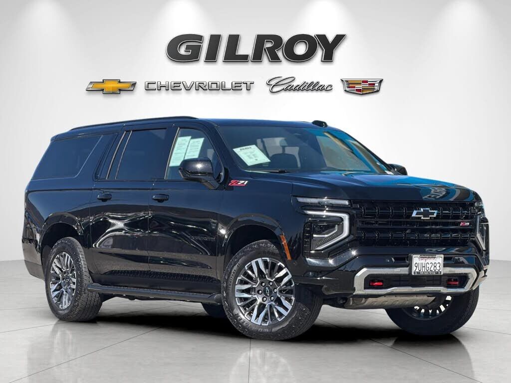 2025 CHEVROLET Suburban