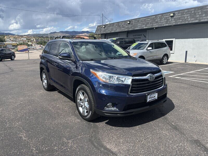 2016 TOYOTA Highlander