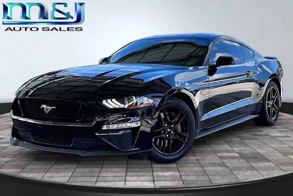 2020 FORD Mustang