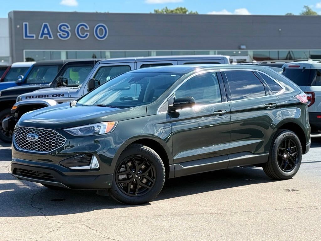 2023 FORD Edge