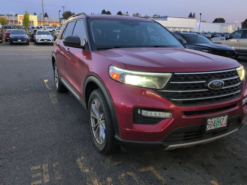 2021 FORD Explorer