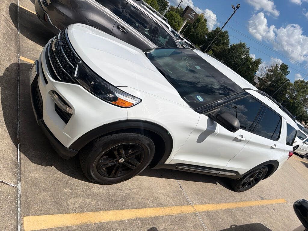 2020 FORD Explorer