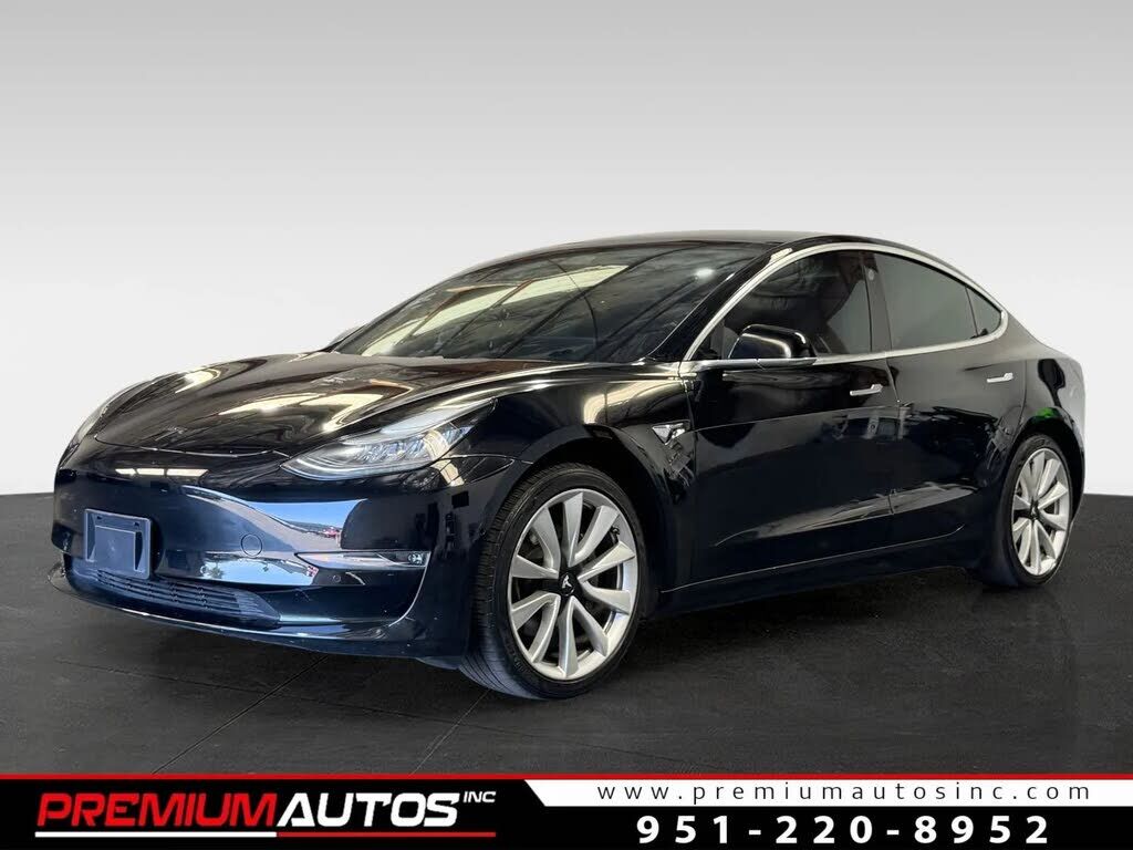 2019 TESLA Model 3
