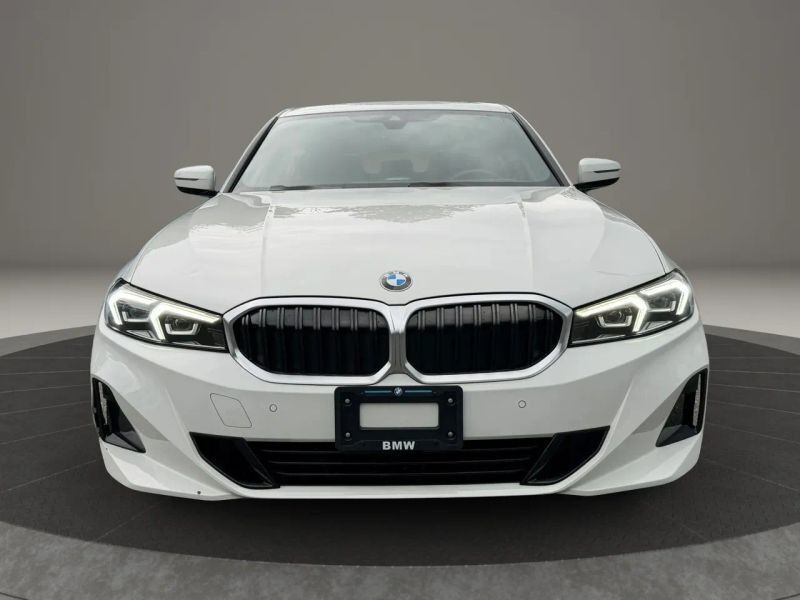 2023 BMW 330i