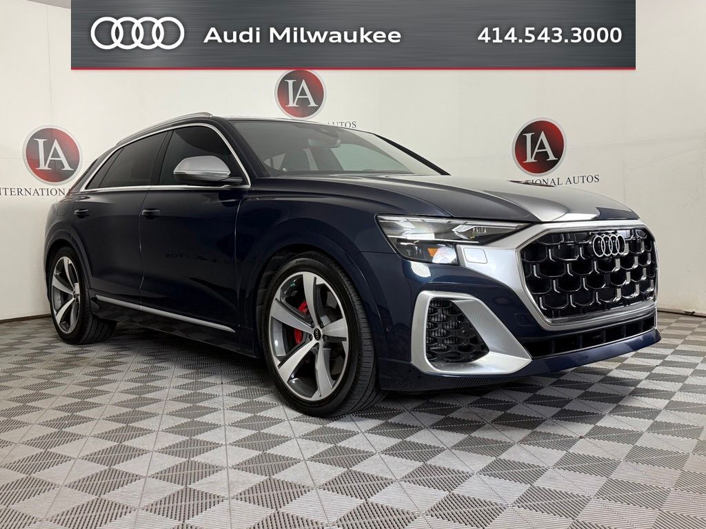 2024 AUDI SQ8
