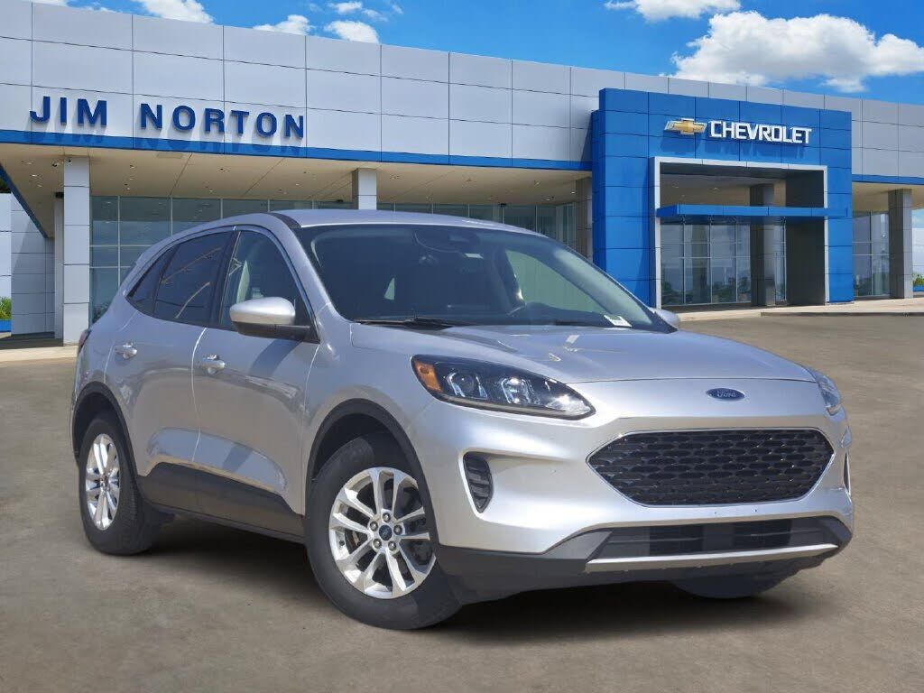 2020 FORD Escape