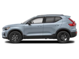 2026 VOLVO XC40