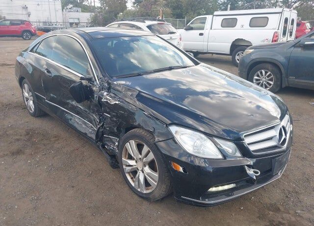 2012 MERCEDES-BENZ E-Class