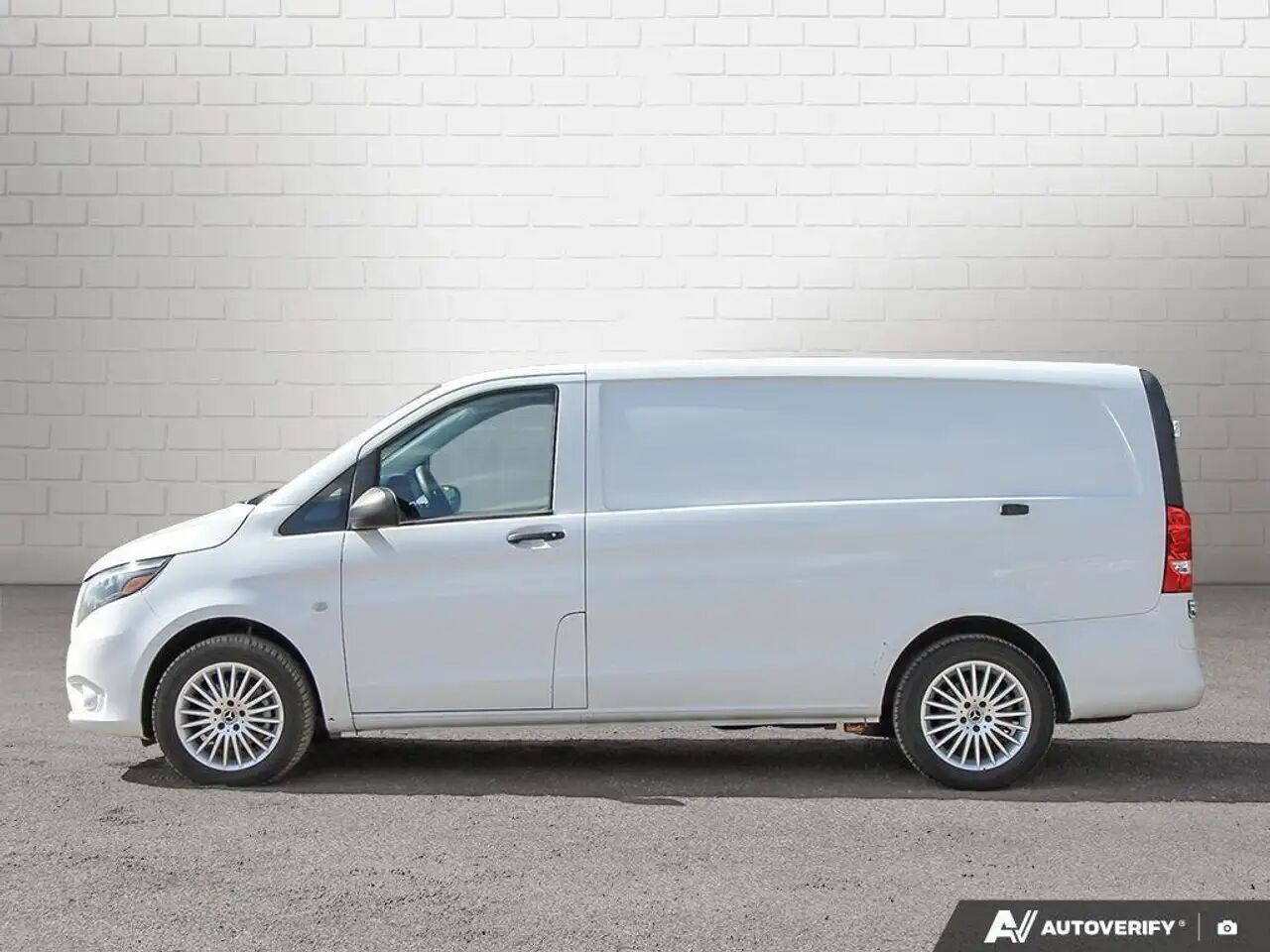 2019 Mercedes-Benz METRIS