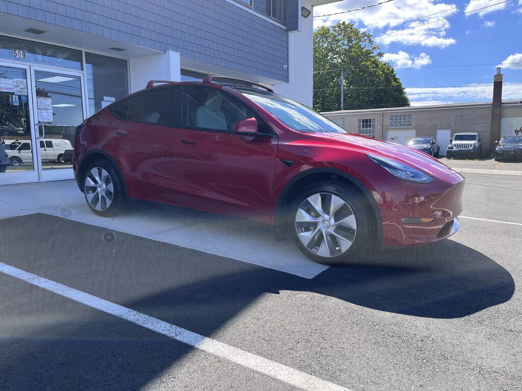 2021 TESLA Model Y