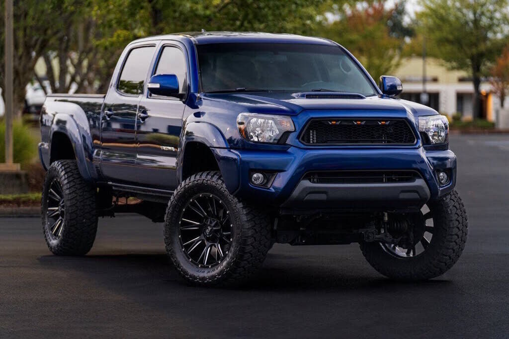 2015 TOYOTA Tacoma
