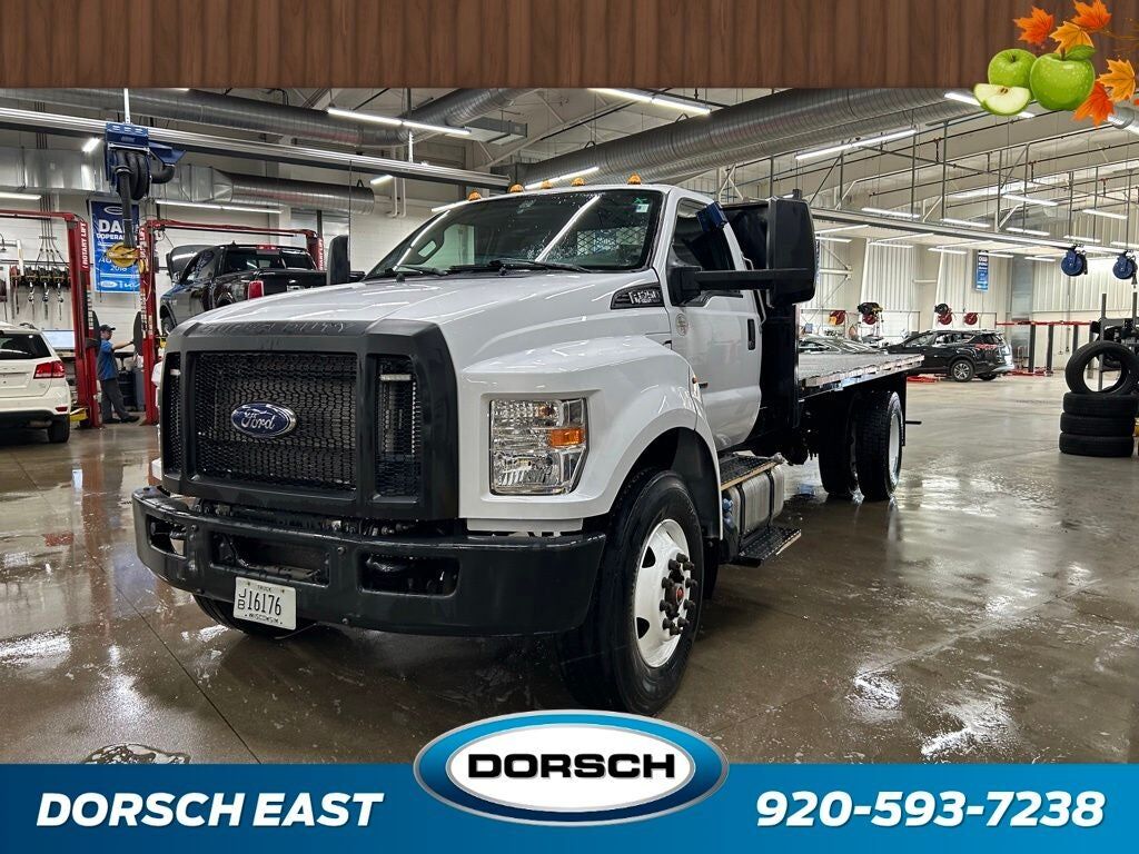 2022 FORD F-750