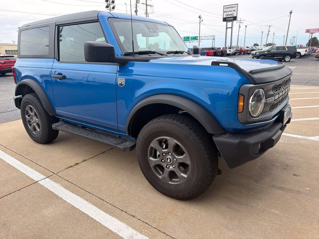 2023 FORD Bronco