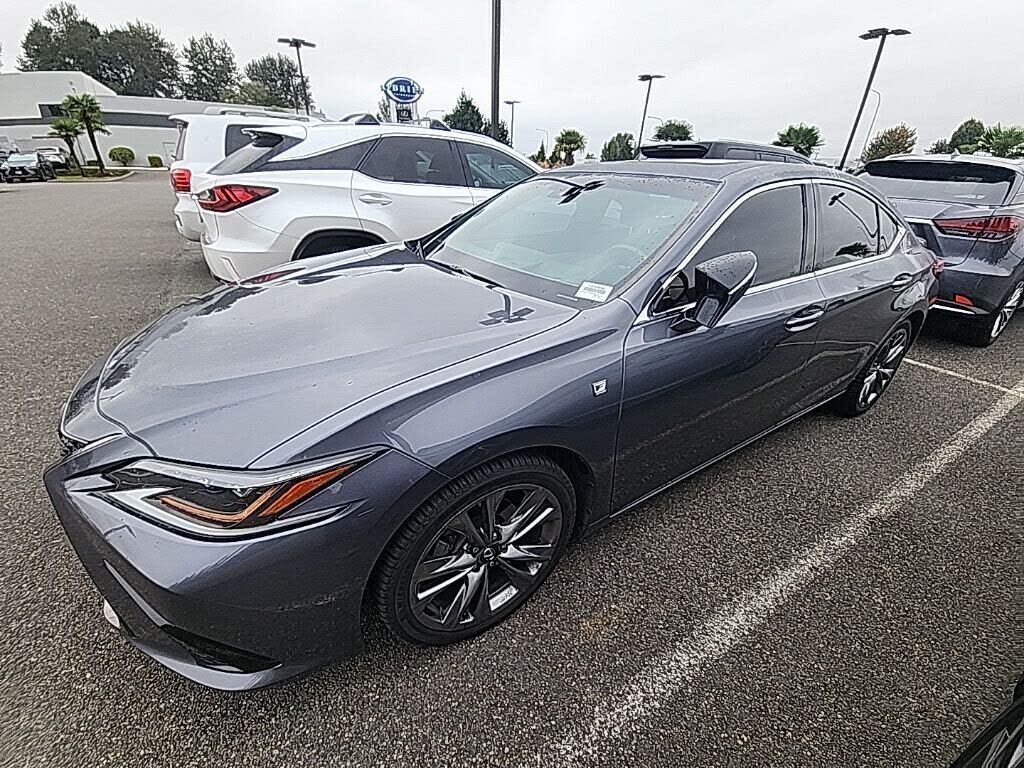 2020 LEXUS ES