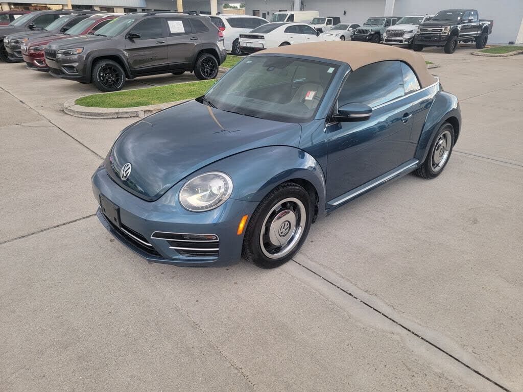 2018 VOLKSWAGEN Beetle