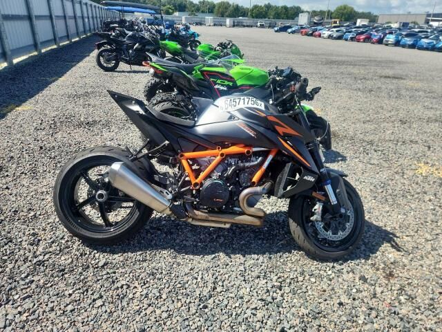 2026 KTM Super Duke R