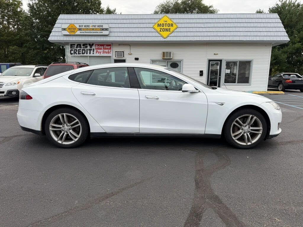 2014 TESLA Model S