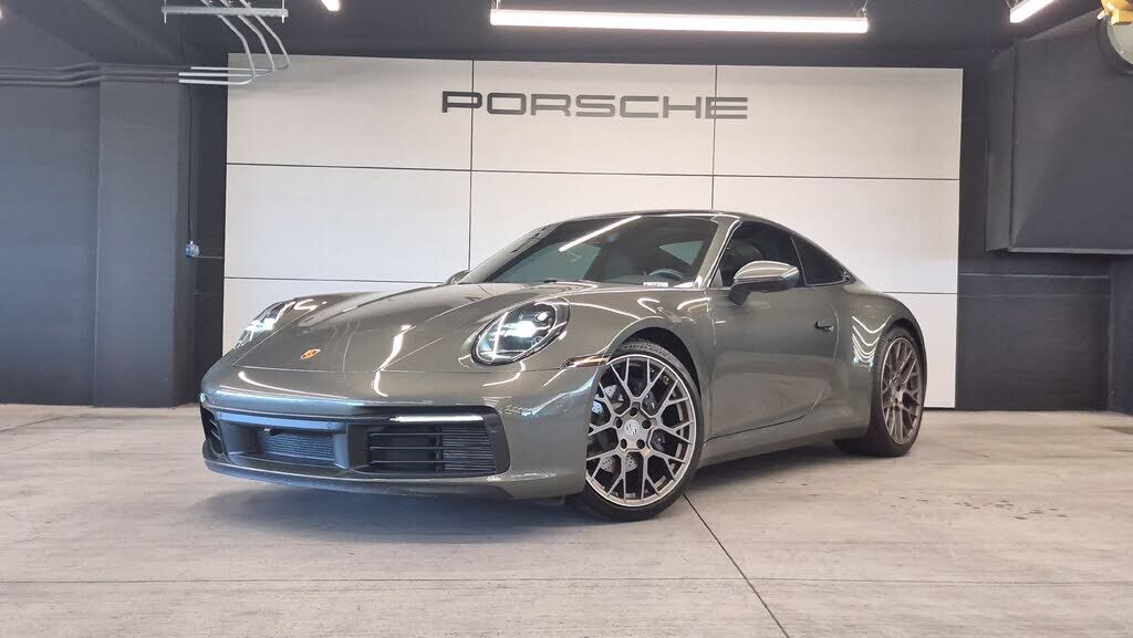 2022 PORSCHE 911
