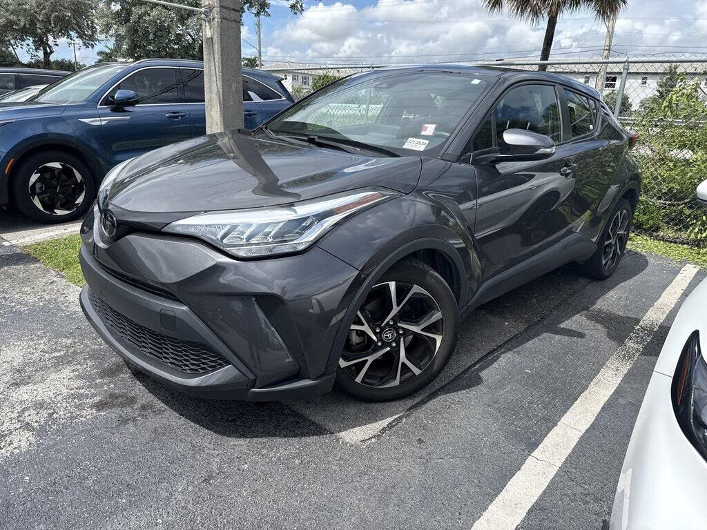2022 TOYOTA C-HR