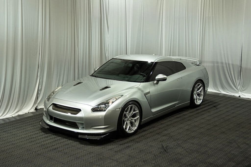 2009 NISSAN GT-R